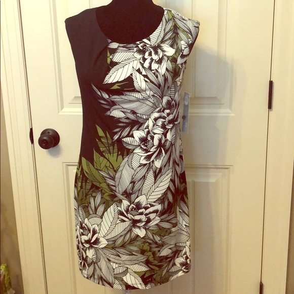 London Times Dresses & Skirts - NWT London Times Floral Print Dress